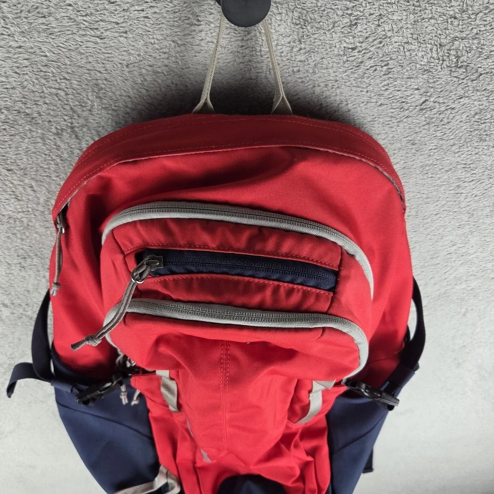 Patagonia Refugio 28L STY47912 Backpack- Red Navy - School/Work/Hiking